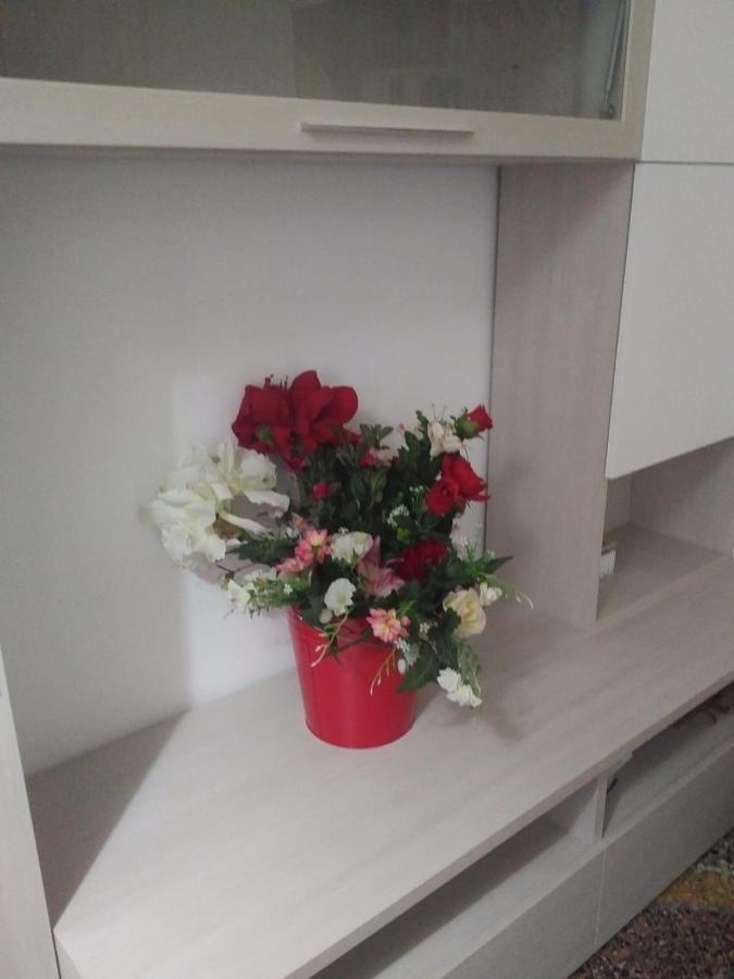 Wow Home - 175 Mq - Posteggio Privato - Davanti Porto Traghetti - Fino A 10 Posti Letto Gênes Extérieur photo
