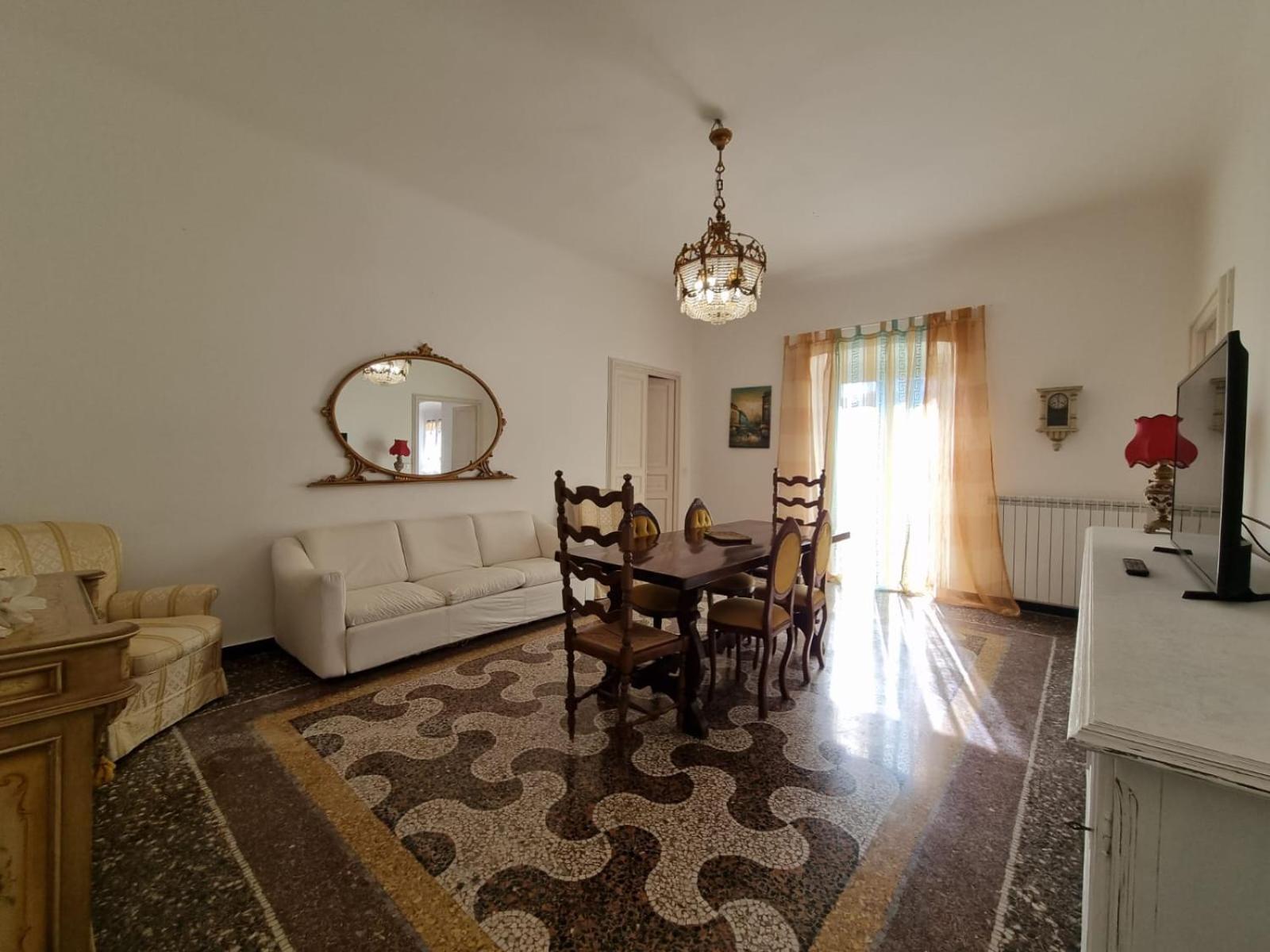 Wow Home - 175 Mq - Posteggio Privato - Davanti Porto Traghetti - Fino A 10 Posti Letto Gênes Extérieur photo